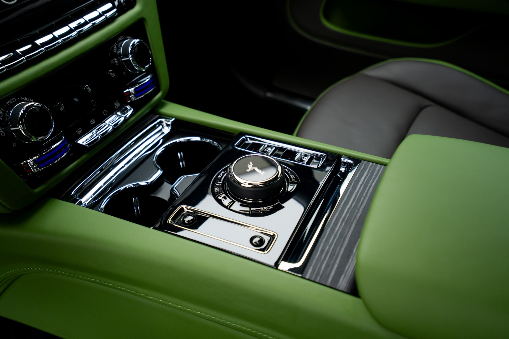 2024 ROLLS ROYCE SPECTRE. GCC. WARRANTY SERVICE. FULL OPTION.